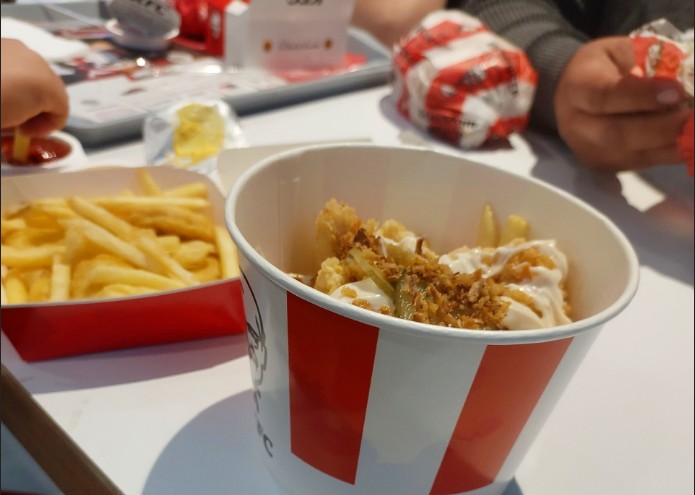 Роспотребнадзор Приангарья рассказал, как часто можно есть гамбургеры и картошку фри