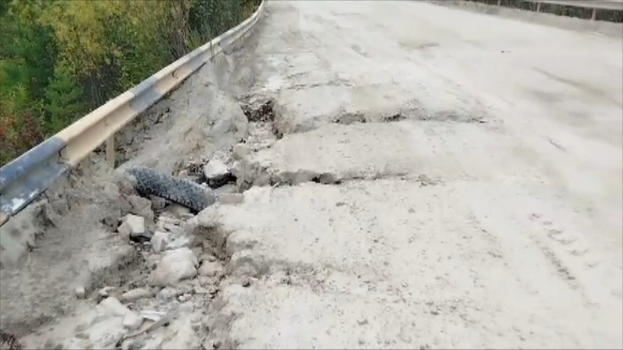 Из-за состояния трассы Бодайбо-Таксимо растут цены на перевозки