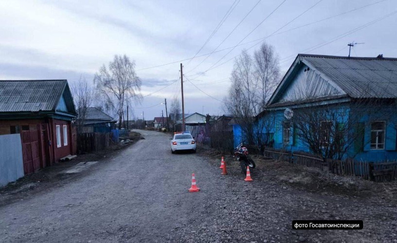 Мотоциклист выплатил 15 тыс. рублей за травмирование подростка в Зиме