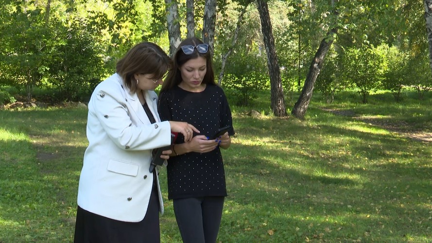 Иркутянин разослал откровенные фото бывшей девушки и угрожал ей