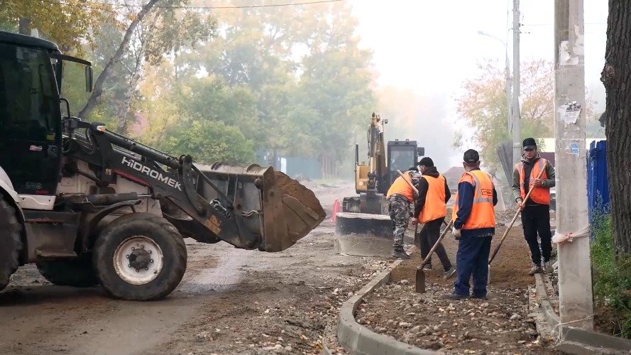 Ремонт улицы Томсона в Ленинском округе Иркутска задерживается
