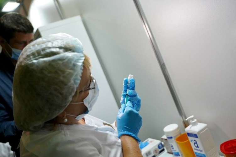 Почти 240 тысяч жителей Иркутской области вакцинированы от гриппа