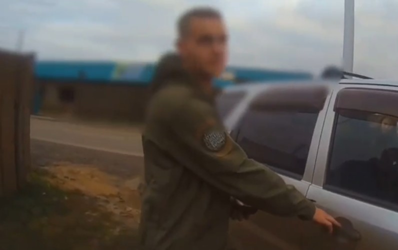 Пьяный житель Куйтуна сел за руль, чтобы отвезти ребёнка в сад