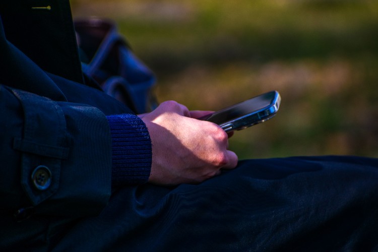 На 25 миллионов обманули мошенники жителей Приангарья за три дня