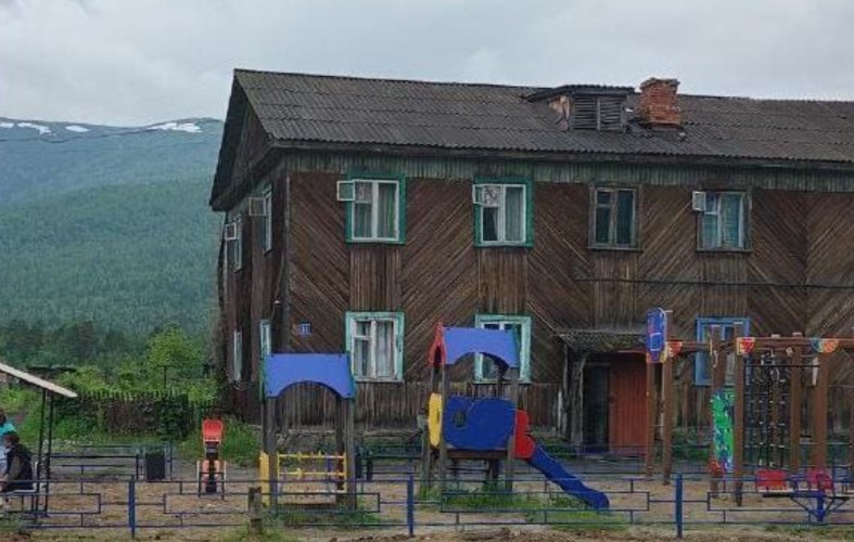 В двух деревнях Ольхонского района по решению суда появятся детские площадки