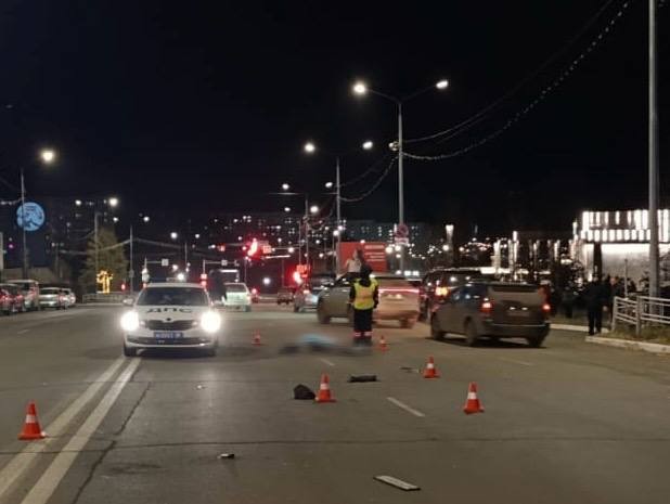 82-летний пенсионер погиб под колёсами иномарки в Усть-Илимске