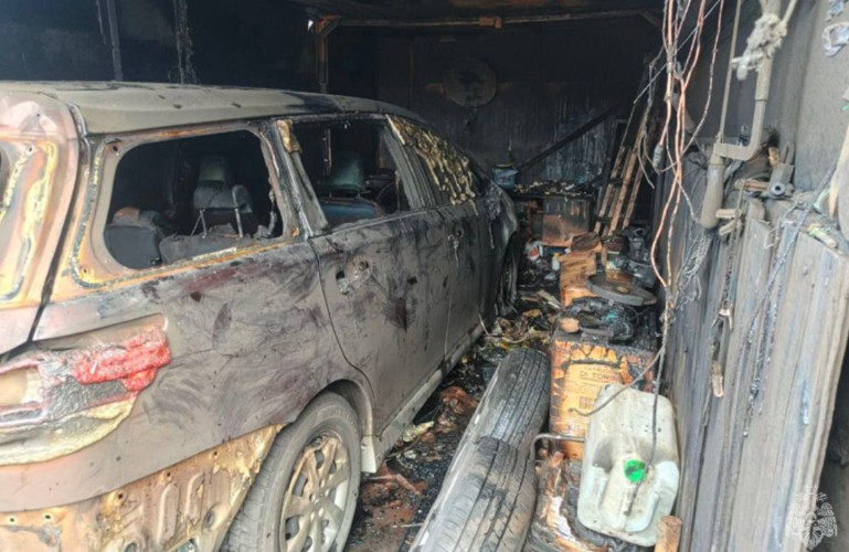 Автомобиль вспыхнул из-за неисправности в городе Черемхово