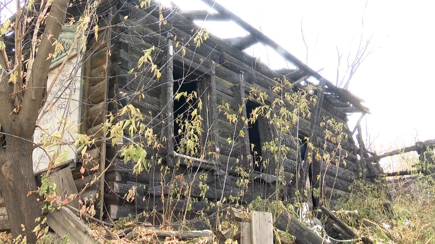 Дом-призрак угрожает безопасности жителей Иркутска