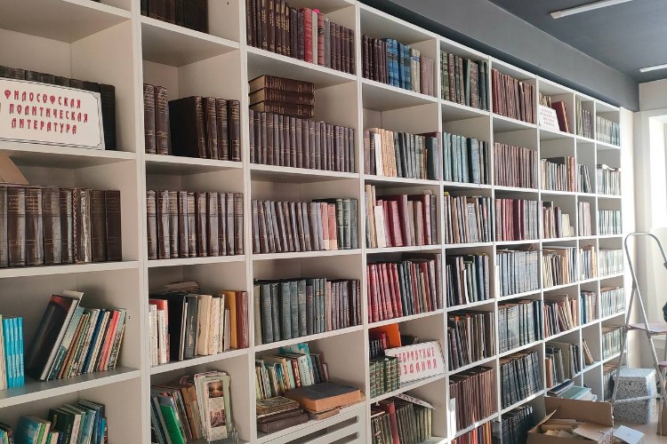 Капремонт центральной библиотеки за 45 млн рублей завершили в Братске