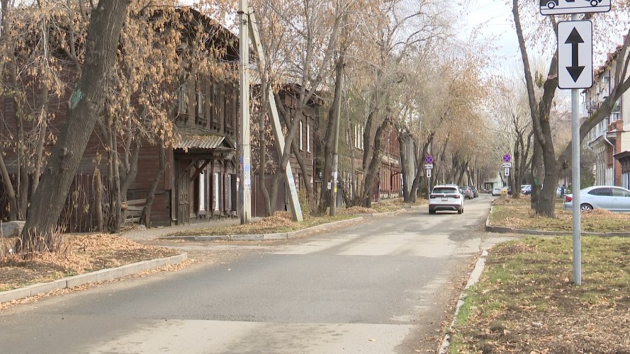 Исторические здания разрушаются в центре Иркутска