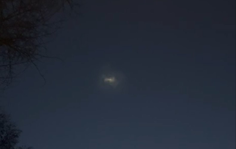 Движущийся светящийся объект замечен в небе над Иркутской областью