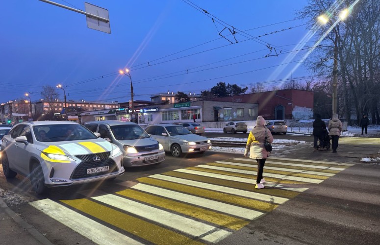 Пешеходный переход-проекция появился в Ангарске