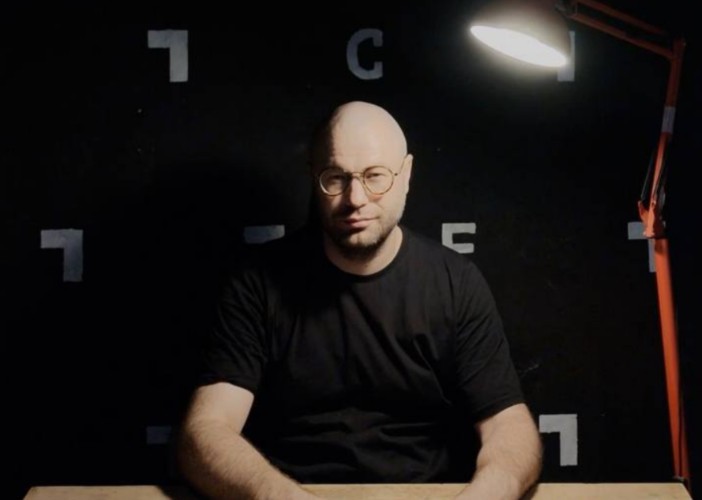 Братский художник Гриша Шаров запускает последний сезон стрит-арт-фестиваля