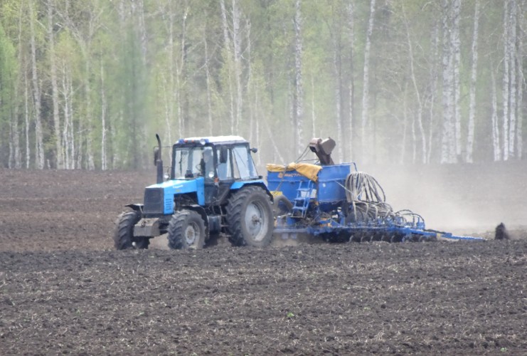 423 вакансии с зарплатой до 150 тысяч открыты в АПК Приангарья