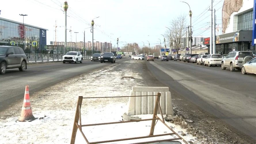 Иркутск встречает авиапассажиров ремонтом дороги на Ширямова