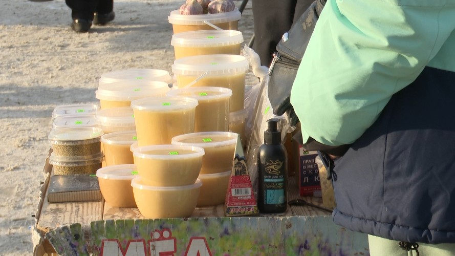 Стихийные рынки и торговые точки устраняют в Иркутске