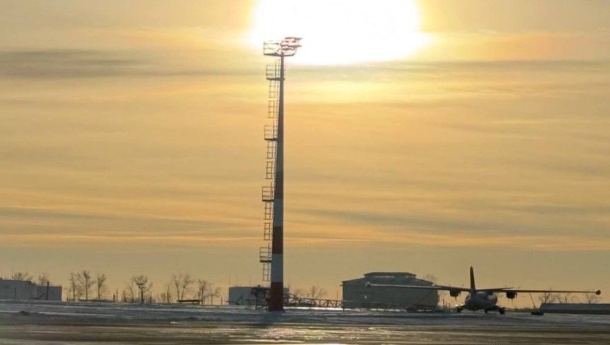 Новые 25-метровые мачты освещения установили в аэропорту Иркутска