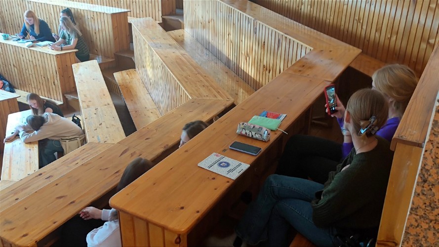 Как вернуть деньги за обучение детей, рассказали жителям Приангарья