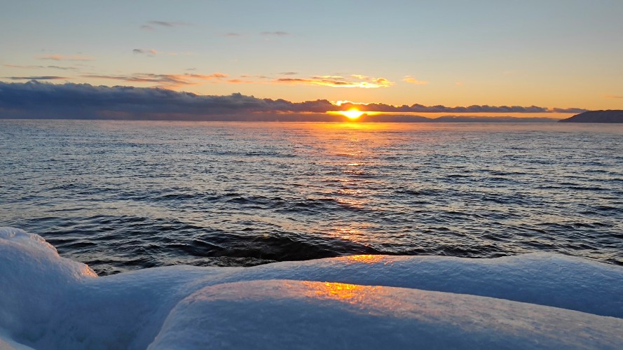Метели, ветра и гололедица ожидаются в Иркутской области 29 ноября