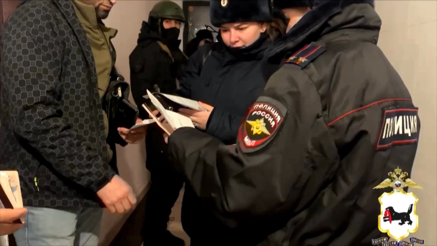 Масштабный рейд по проверке мигрантов прошёл в Иркутске