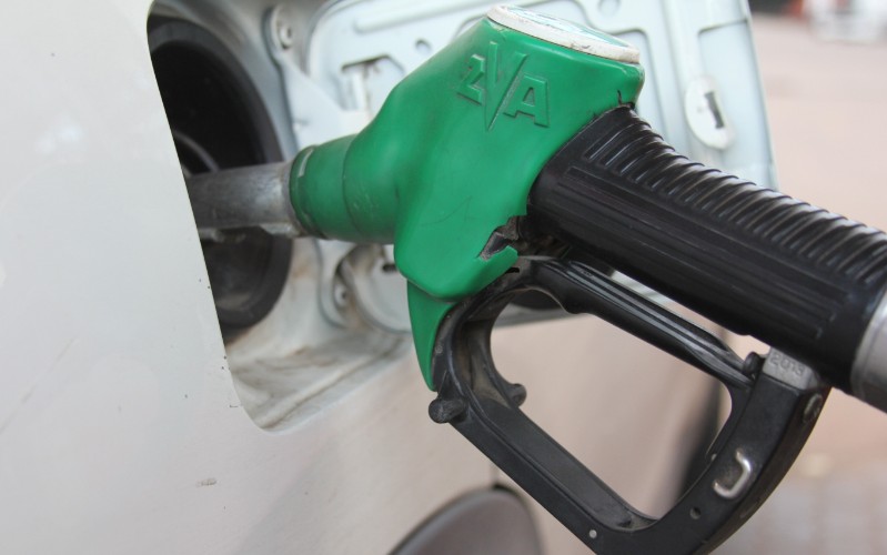 Бензин дважды подешевел на АЗС одной из сетей в Тайшете