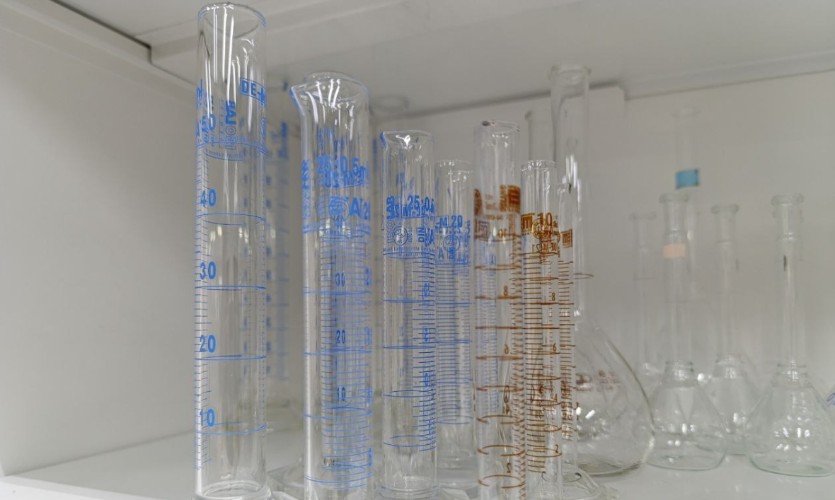 35 нарушений качества молочной и мясной продукции выявили в Приангарье