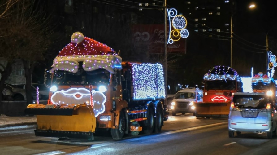 Катание на новогоднем КамАЗе с Дедом Морозом могут выиграть дети в Красноярске