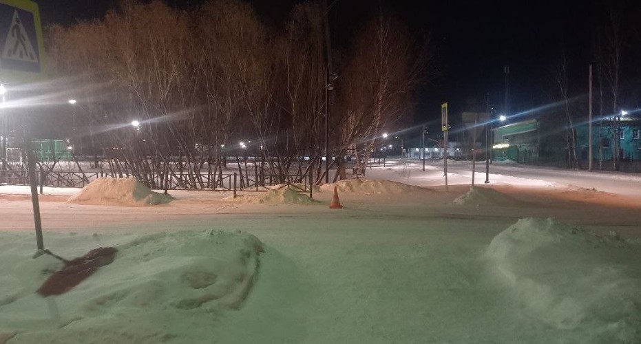 В Братске водитель сбил школьницу на переходе и скрылся