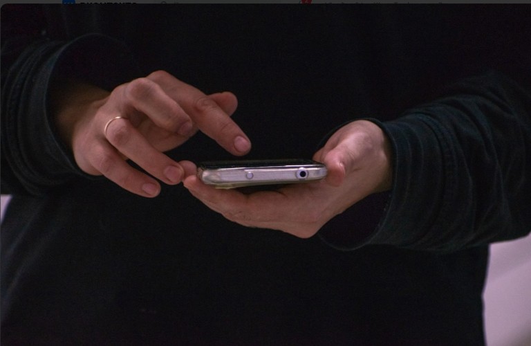 Иркутянам перед Новым годом стоит опасаться открыток от мошенников