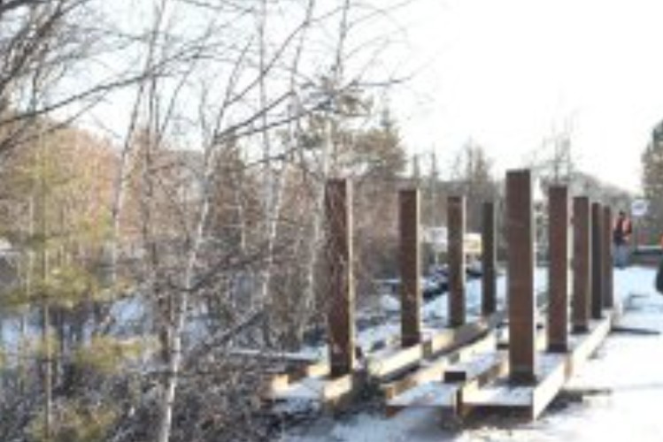 Новый 22-метровый мост через реку Олху в Шелеховском районе откроют до Нового года