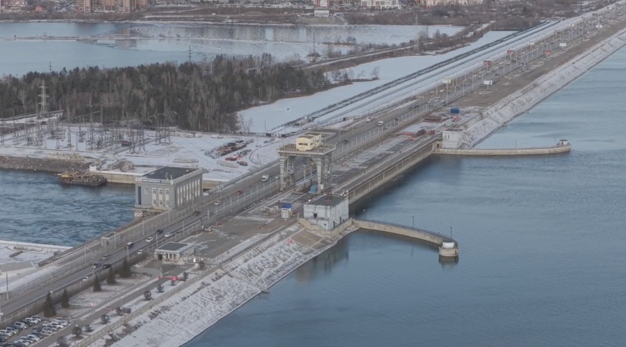 Слухи о запрете проезда по плотине ГЭС в Иркутске получили официальное опровержение