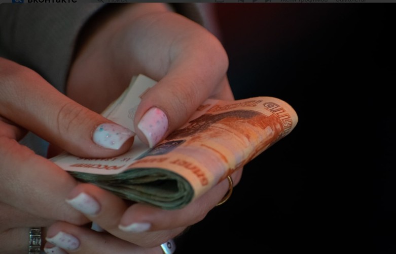 Около 8 тыс. матерей пятерых и более детей в Приангарье будут получать увеличенную пенсию