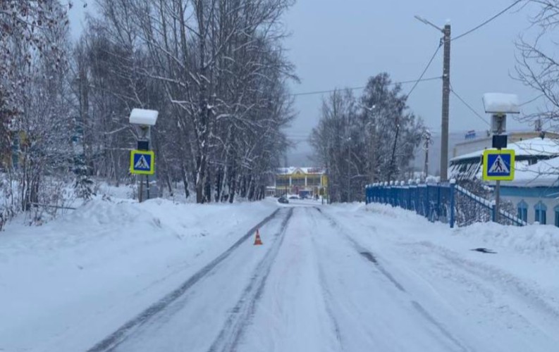 Сбившего пешехода водителя разыскивает полиция в Нижнеилимском районе