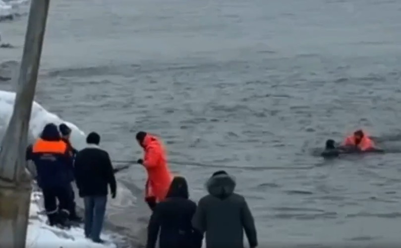 70-летнего аквалангиста спасли на Байкале