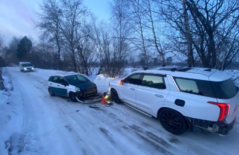 Четверо детей и 17 взрослых пострадали на дорогах Иркутска за неделю