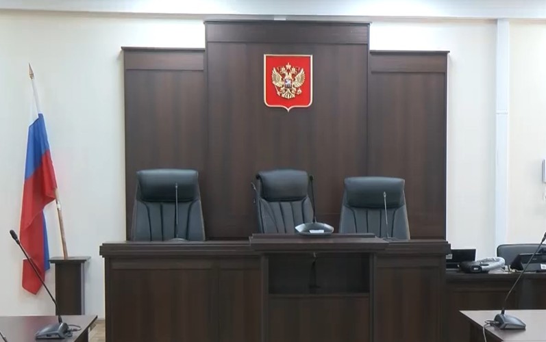 За подделку документов осудили директора спорткомплекса в Братске