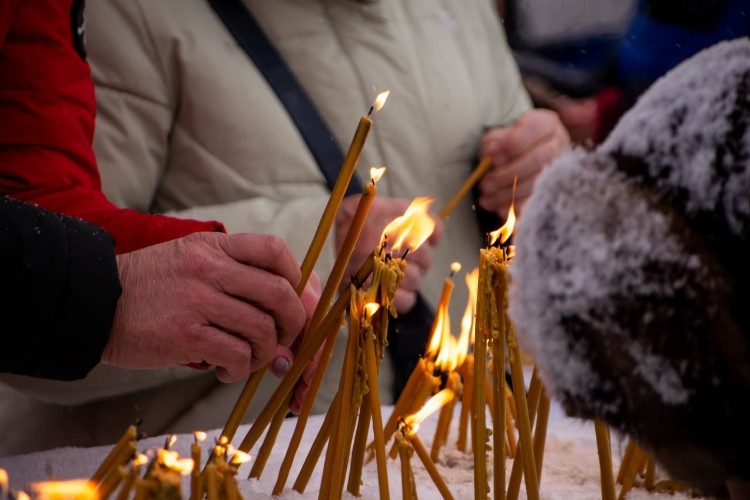 Почти 5 тыс. жителей Приангарья приняли участие в крещенских купаниях