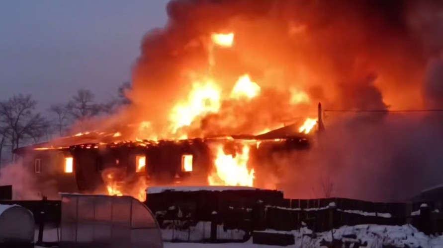 Правительство Приангарья поддержит бизнес, пострадавший от пожаров в Ангарске и Слюдянке