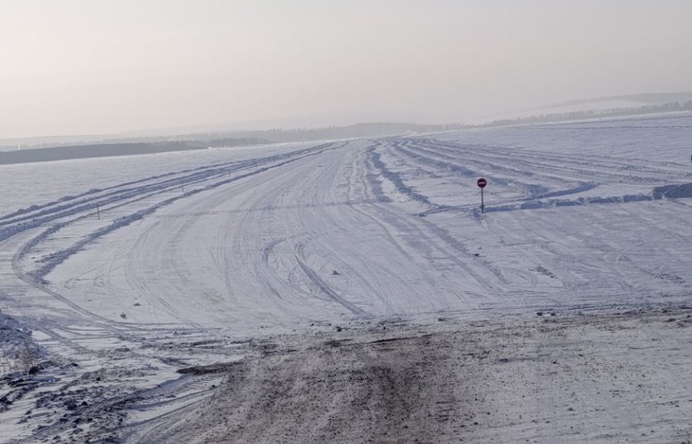 Две ледовые переправы через Витим открыли в Мамско-Чуйском районе