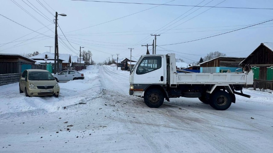 11-летняя девочка пострадала в ДТП на перекрёстке в Усть-Ордынском