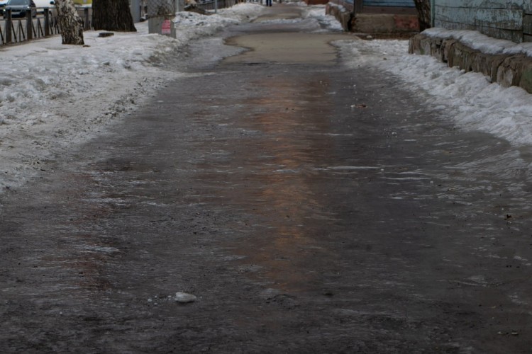 103 тыс. рублей за травму на гололёде выплатит пенсионерке администрация Ангарска