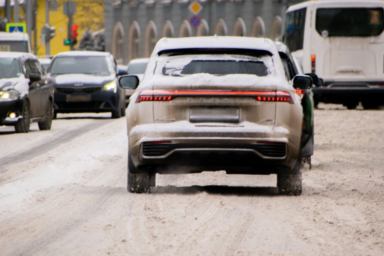 За месяц на дорогах Иркутска пострадали 36 пассажиров авто, 6 из них — дети