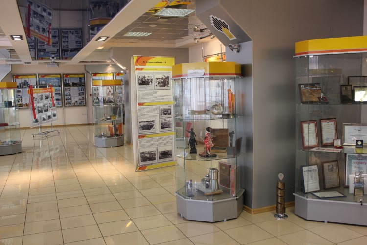 Экскурсии на предприятия помогают учащимся в Иркутской области определиться с профессией