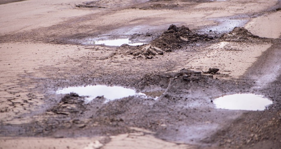 Две сельские дороги отремонтируют в Свирске и Нукутах