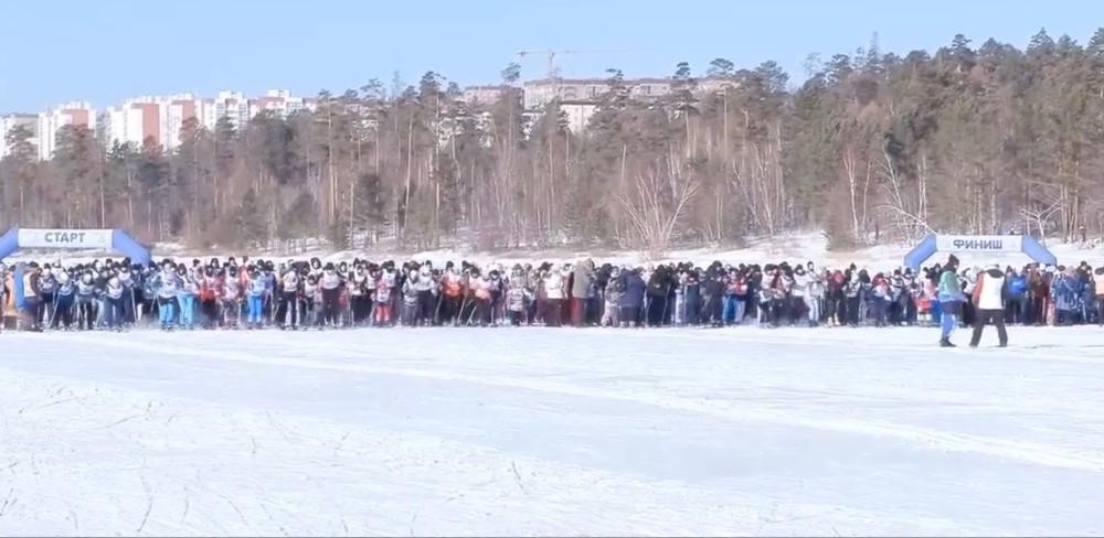 Девятьсот братчан вышли на старт «Братской лыжни – 2026»