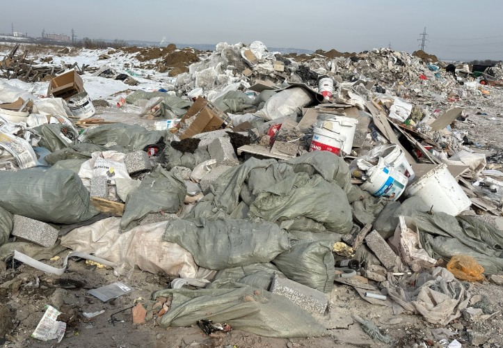 Суд обязал администрацию Вихоревки убрать свалку за фирму-призрак