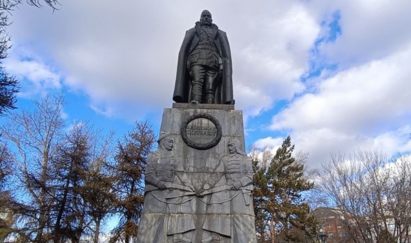 Призрак расстрелянного в Иркутске Колчака терроризирует сторожей в Новосибирске