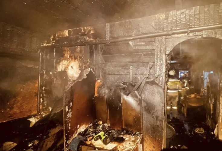 Мужчина погиб при пожаре из-за короткого замыкания в Шелехове