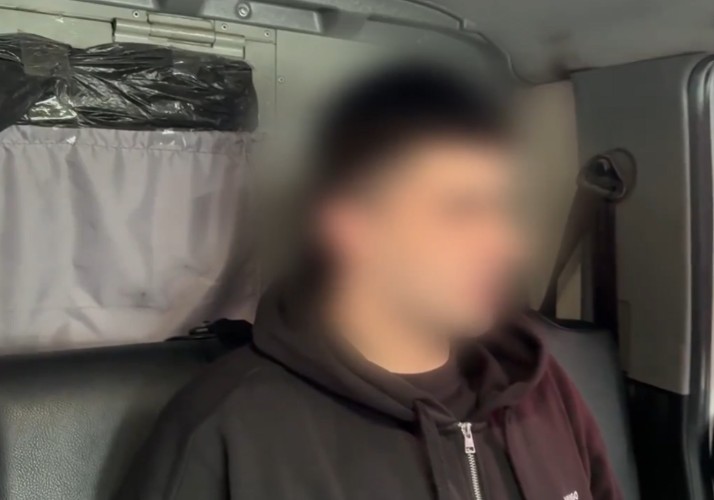 Иркутянин прятал 28 свёртков с наркотиками в сумке и нижнем белье