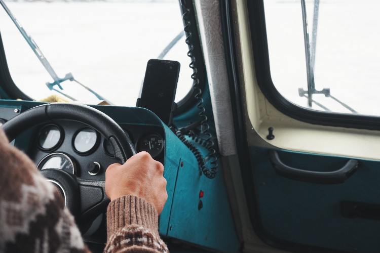 В Иркутской области открыли 51-ю ледовую переправу